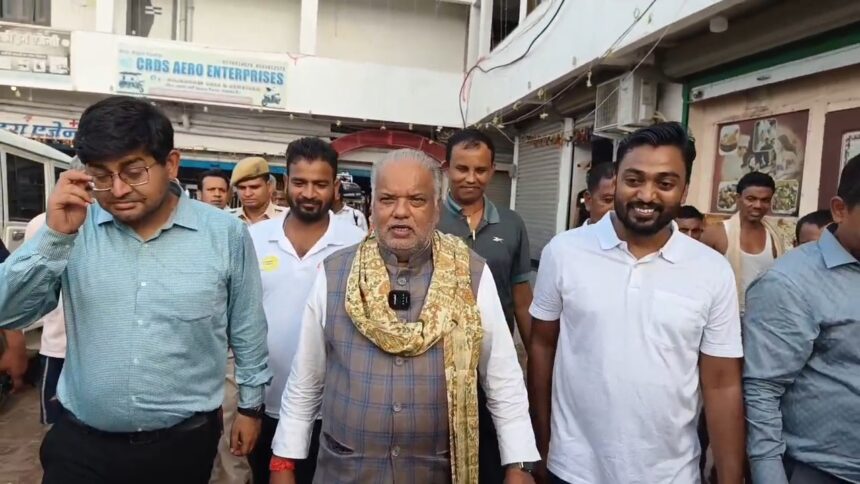 मंत्री श्रवण कुमार ने नेता प्रतिपक्ष पर किया पलटवार कहा तेजस्वी यादव पार्ट टाइमर नेता, इसीलिए जनता ने विपक्ष में बैठाया, शराबबंदी के बाद बिहार में सामाजिक बदलाव, महिलाओं के खिलाफ हिंसा में आई कमी 1