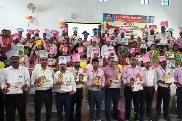 नालंदा के जिला शिक्षा एवं प्रशिक्षण संस्थान नूरसराय में टीबीटी शिक्षक सम्मान समारोह 2026, 100 नवाचारी शिक्षक-शिक्षिकाएं सम्मानित, मंत्री सांसद ने किया सम्मानित, बदलते बिहार के बदलते स्कूल 3