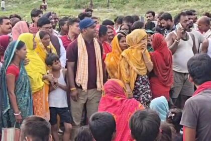 बेगूसराय में सनसनीखेज वारदात: घर से बुलाकर युवक की निर्मम हत्या, चेहरा कुचलकर निकाली आंखें 4