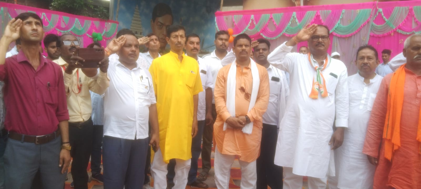 नप बीहट एवं बरौनी प्रखंड क्षेत्र में हर्षोल्लास पूर्वक मनाया गया 80 वां स्वतंत्रता दिवस 5