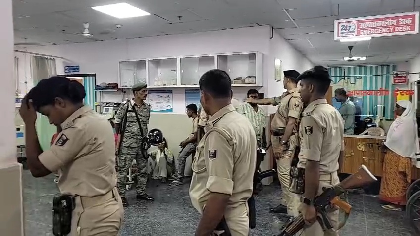 बेगूसराय में जमीनी विवाद में खूनी संघर्ष: दबंगों ने पुलिस के सामने मिर्च पाउडर फेंक पूरे परिवार को रॉड से पीटा, फायरिंग 3