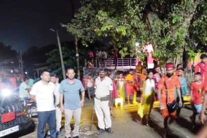 अंतिम सोमवारी: सिमरिया से हरिगीरीधाम मार्ग पर कांवरियों का जनसैलाब, रात भर मुस्तैद रहा वीरपुर प्रशासन 77