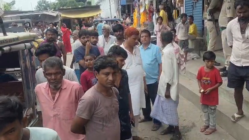 बेगूसराय: बरौनी सब्जी मंडी में 13 वर्षीय किशोर की चाकू मारकर हत्या, इलाके में सनसनी 2