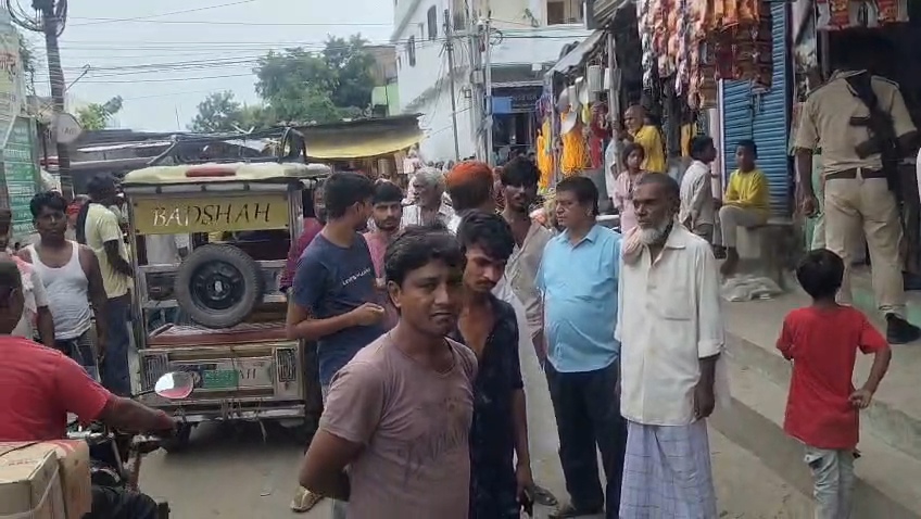 बेगूसराय: बरौनी सब्जी मंडी में 13 वर्षीय किशोर की चाकू मारकर हत्या, इलाके में सनसनी 7