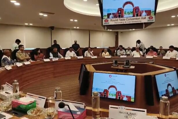 नालंदा विश्वविद्यालय में स्टैंडिंग कमेटी की बैठक, सांसद संजय झा,सांसद मनोज तिवारी सांसद राजीव प्रताप रूढ़ि,सांसद इमरान प्रताप गढ़ी विश्वविद्यालय के वाइस चांसलर सचिन चतुर्वेदी रहे मौजूद 9