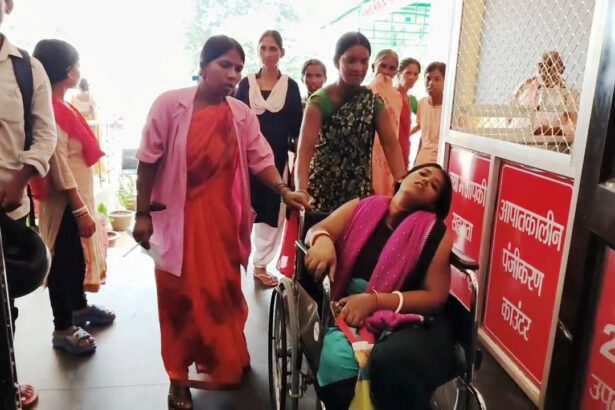 नालंदा: मॉडल अस्पताल में बच्चे की मौत के बाद परिजनों ने किया हंगामा, स्वास्थ्यकर्मियों से परिजनों ने की मारपीट और तोड़फोड़,समय पर इलाज नहीं मिलने का आरोप 5