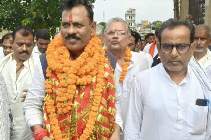 लोजपा (रामविलास) के नवमनोनीत प्रदेश अध्यक्ष सुरेंद्र विवेक का बेगूसराय में भव्य स्वागत 30