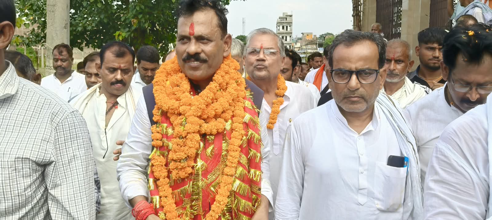 लोजपा (रामविलास) के नवमनोनीत प्रदेश अध्यक्ष सुरेंद्र विवेक का बेगूसराय में भव्य स्वागत 11