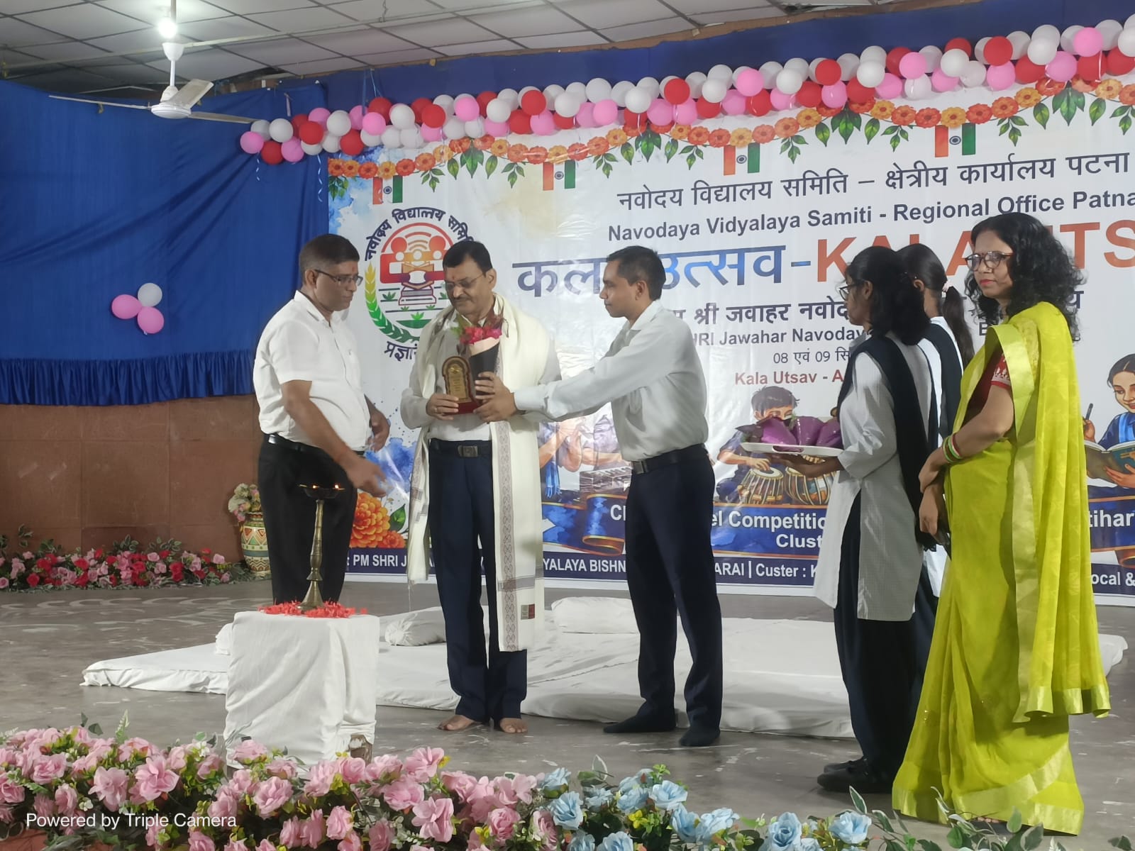 पीएम श्री जवाहर नवोदय विद्यालय में दो दिवसीय संकुलस्तरीय कला उत्सव का भव्य समापन 5