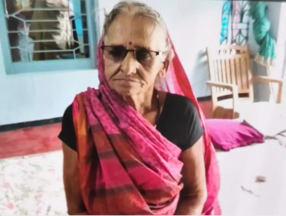 समस्तीपुर: रोसड़ा में 70 वर्षीय बुजुर्ग महिला का संदिग्ध हालत में मिला शव, लूटपाट के बाद हत्या की आशंका 2