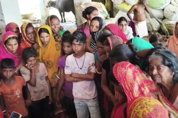 चमथा दियारे में गंगा के तेज बहाव में बाइक बही, युवक की डूबने से मौत; चचेरा भाई घायल 1