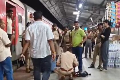 समस्तीपुर जंक्शन पर रेल पुलिस की बड़ी कार्रवाई: स्वतंत्रता सेनानी एक्सप्रेस (12562) के H1 कोच से 75 लीटर विदेशी शराब जब्त 27