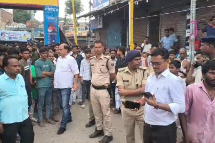बेगूसराय: मेला देखकर लौट रहे युवक की गोली लगने से मौत, आक्रोशित लोगों ने शव सड़क पर रखकर तेघड़ा बाजार किया जाम 51