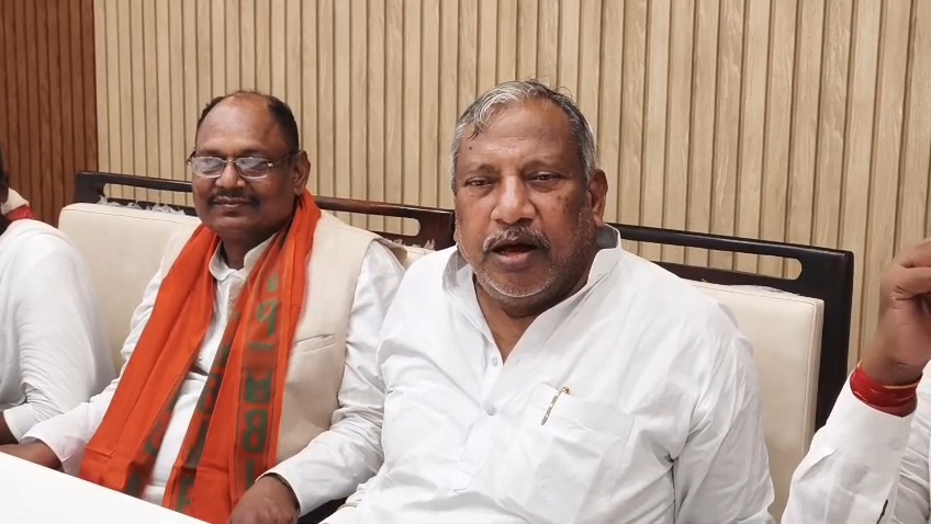 नालंदा: बख्तियारपुर का नाम ‘नीतीशपुर’ करने की मांग तेज, नालंदा सांसद कौशलेंद्र कुमार बोले- पार्टी में सहमति बनी तो केंद्र तक ले जाएंगे प्रस्ताव 3