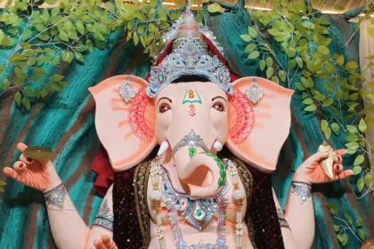 मुंबई की तर्ज पर नालंदा में गणपति उत्सव की धूम,गणपति बप्पा मोरया’ से गूंजा बिहारशरीफ,1932 से चली आ रही परंपरा, 14 दिनों तक बिहारशरीफ में गूंजेगा गणपति बप्पा मोरया, गोला गणेश से बुढ़वा गणेश तक आस्था का उत्सव 10