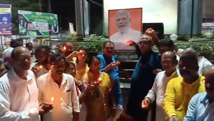 समस्तीपुर में PM मोदी के 76वें जन्मदिन पर 'सेवा संकल्प अभियान' का भव्य आगाज, जलाए 'आशीर्वाद के दीये' 2