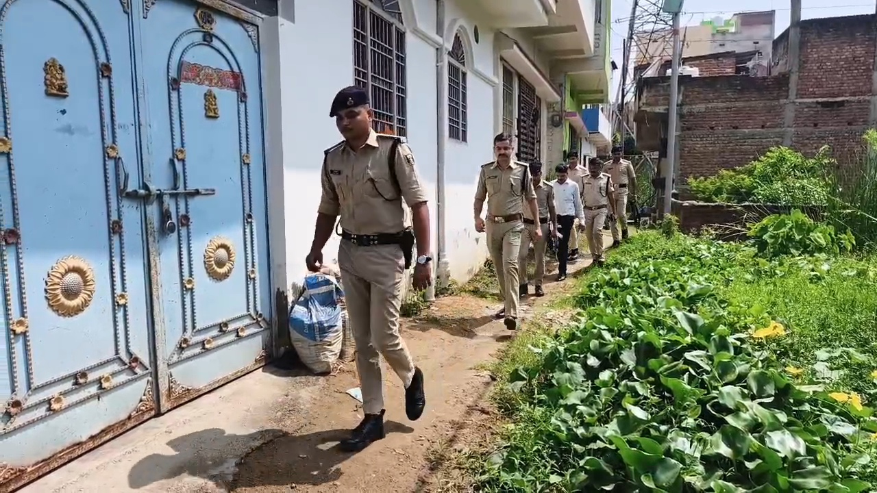 पति बना हैवान,पति ने पत्नी की पीट पीट कर किया हत्या, पत्नी करती थी ओर्केस्ट्रा में काम, दोनों ने किया था प्रेम विवाह,पति हुआ गिरफ्तार 2