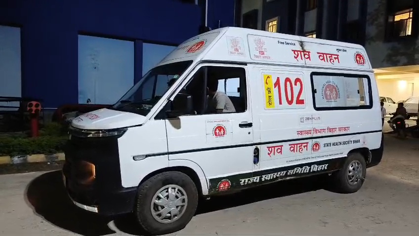 नालंदा में एक हजार रुपये के विवाद में महादलित की बर्बर हत्या, पत्नी के सामने पति को पेड़ से बांध रॉड से पीटा, करंट देकर 7 फीट गहरे गड्ढे में दफनाया 4