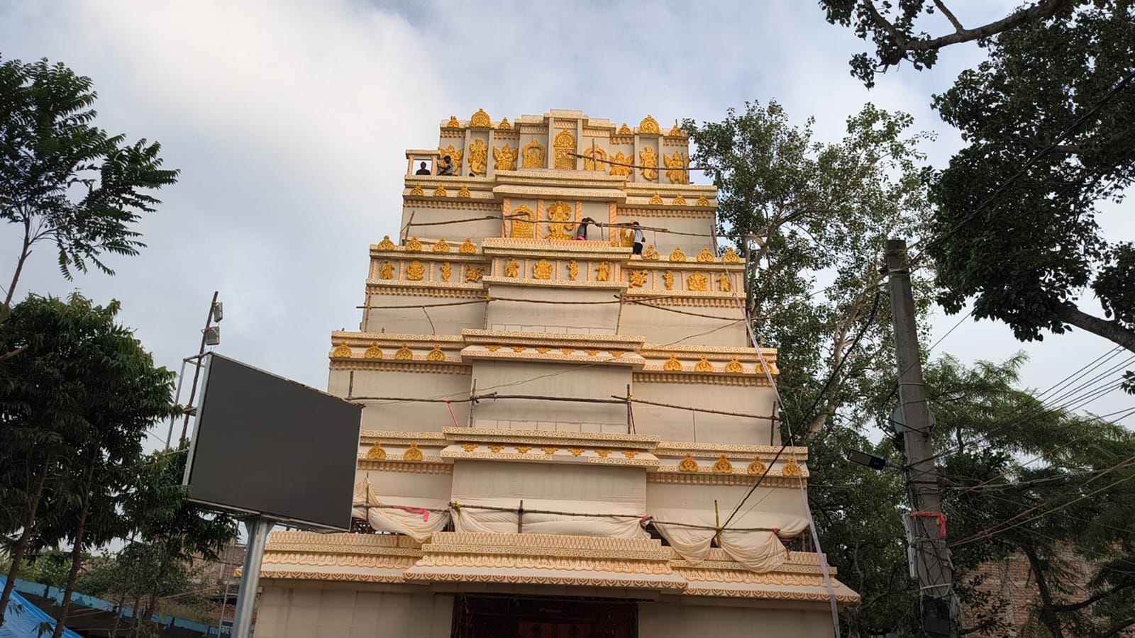श्रीकृष्ण जन्माष्टमी को लेकर बेगूसराय में सुरक्षा के कड़े इंतजाम: 175 स्थलों पर दंडाधिकारी व पुलिस बल तैनात, 24 घंटे खुला रहेगा जिला नियंत्रण कक्ष 2