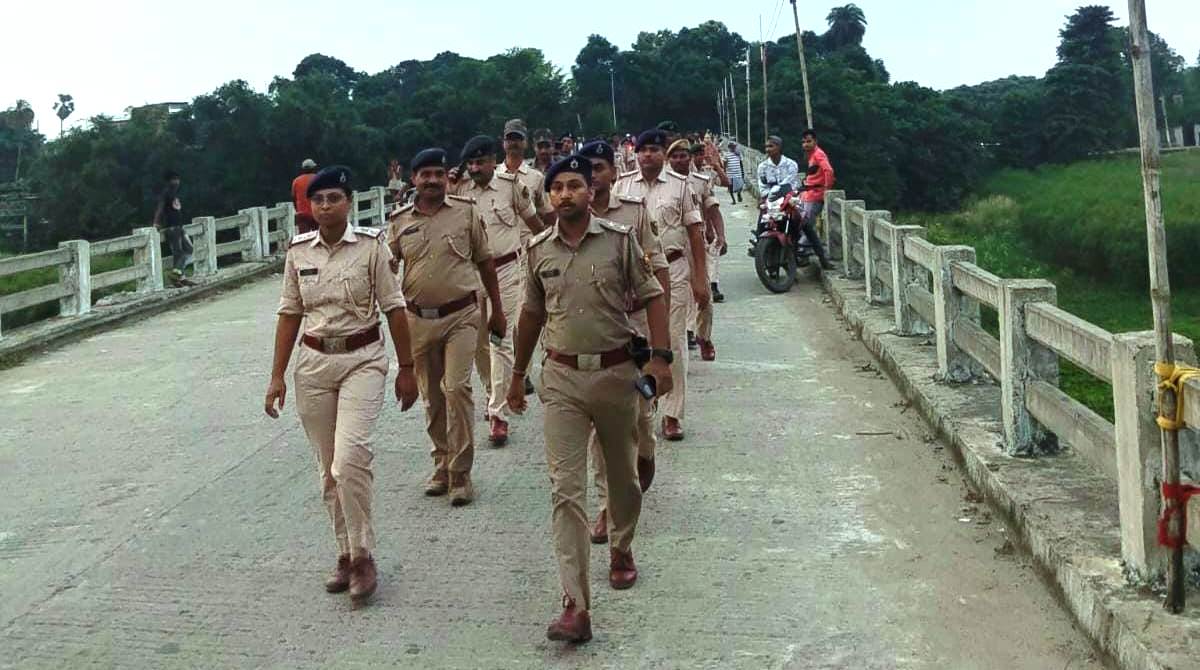 श्रीकृष्ण जन्माष्टमी मेले को लेकर पुलिस ने किया फ्लैग मार्च 7