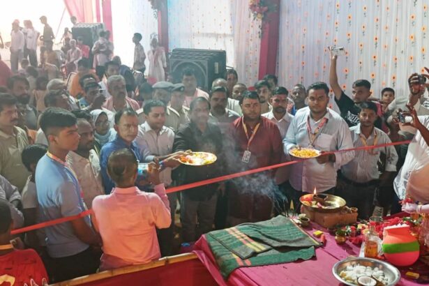 वीरपुर में 100 साल पुरानी परंपरा बरकरार: धूमधाम से शुरू हुआ पांच दिवसीय श्रीकृष्ण जन्माष्टमी मेला, कई समितियों के पंडालों का हुआ भव्य उद्घाटन 3