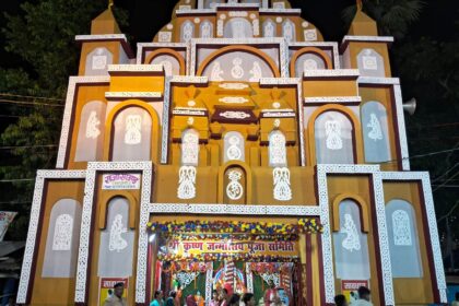 जय कन्हैया लाल की गूंज से गूंजा भगवानपुर, पट खुलते ही उमड़ी श्रद्धालुओं की भीड़ 8