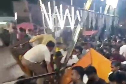 बेगूसराय: चेरिया बरियारपुर में जन्माष्टमी मेले के दौरान मची भगदड़, झूला टूटने की अफवाह से 15-20 लोग घायल 4