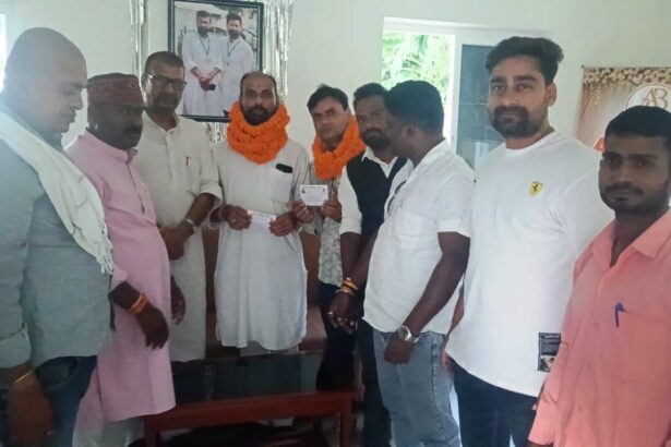 नीरज भारद्वाज बने लोजपा (रा) समस्तीपुर के नए जिला प्रवक्ता, जिलाध्यक्ष हीरा सिंह ने सौंपी जिम्मेदारी 7