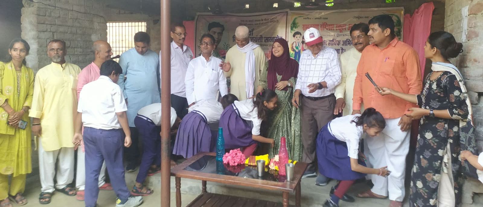 सिमरिया में 118वीं दिनकर जयंती: 'जिस गाँव की हर दीवार पर कविता दिखे, वह दिनकर का गाँव है'- प्रदीप बिहारी 2