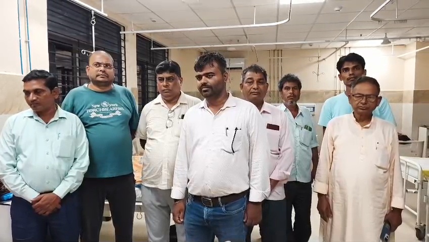 नालंदा में आवास सहायक को ग्रामसभा से लौटने के दौरान बदमाशो ने किया हमला, मारपीट से भड़का संध, हड़ताल की थी चेतावनी 7