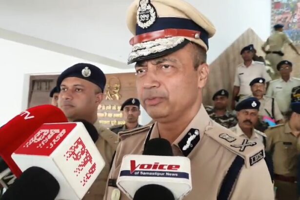 समस्तीपुर: नाबालिग के साथ बदसलूकी मामले में एडीजी, डीएम व एसपी समेत पदाधिकारी ने की समीक्षा बैठक, पदाधिकारी को दिया दिशा निर्देश 3