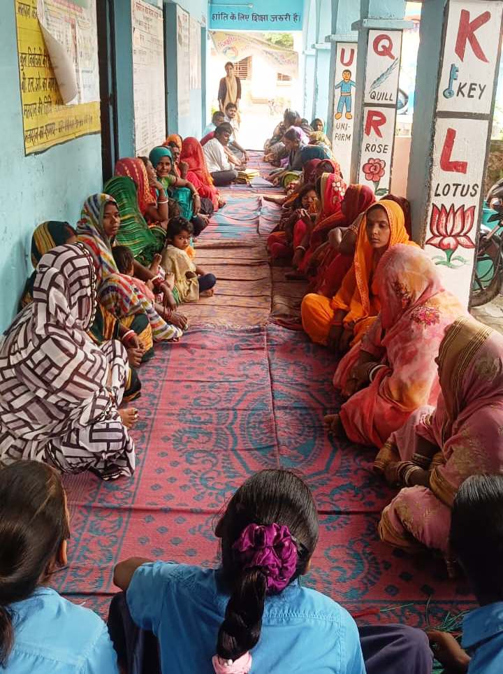 अभिभावक-शिक्षक संगोष्ठी में बच्चों की शैक्षणिक प्रगति पर हुई चर्चा 2