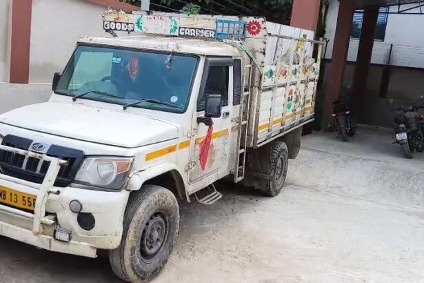 समस्तीपुर में शराब के खिलाफ पुलिस की बड़ी कार्रवाई, पिकअप से 541 लीटर विदेशी शराब जब्त; तस्कर फरार 1