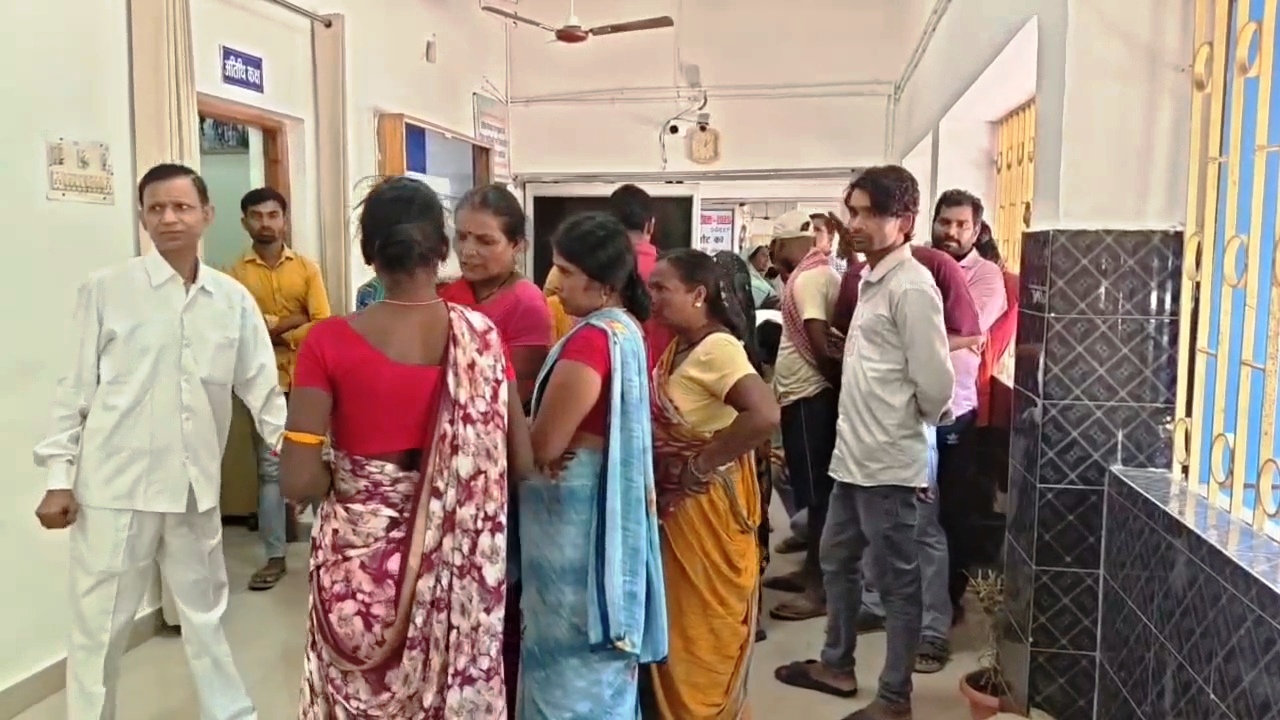 नालंदा: हरनौत के सरथा पंचायत में पीएम आवास योजना में गड़बड़ी का आरोप, पक्के मकान वालों को आवास, जरूरतमंद वंचित 2