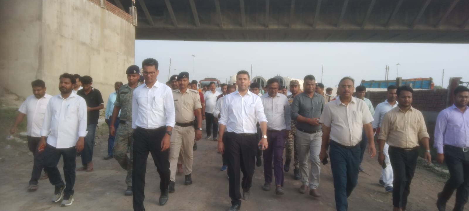 साधु, संत, महात्मा, कल्पवासियों और श्रद्धालुओं को सिमरिया कल्पवास मेला के दौरान बेहतर सुविधाएं उपलब्ध हो- डीएम 4
