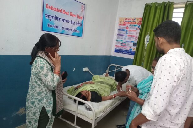 बरौनी: हर्ल से अमोनिया गैस की दुर्गंध फैलने से मचा हड़कंप, स्कूल में शिक्षिका बेहोश, कई बच्चों की तबीयत बिगड़ी 1
