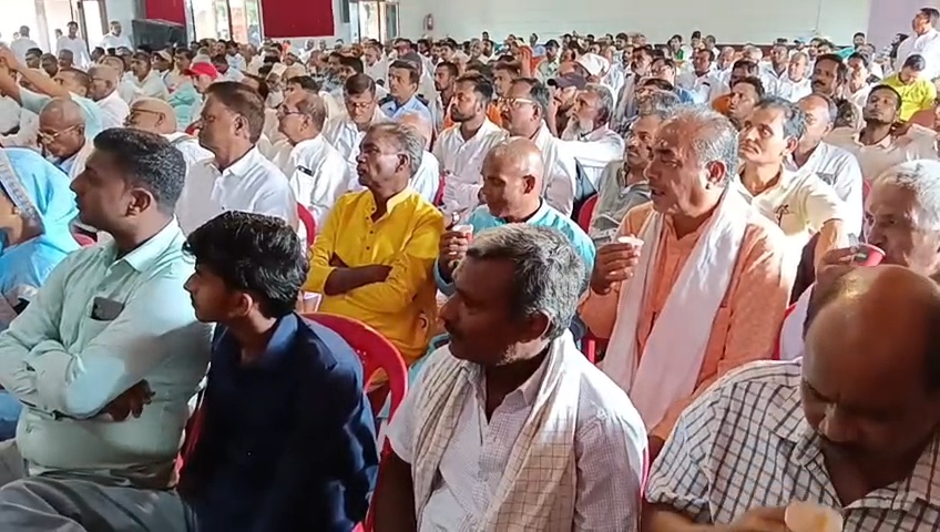 ​'गुल खाए, गुलगुले से परहेज': चिराग पासवान पर भड़के आलोक मेहता, कहा- शर्म आती है तो सरकार से समर्थन वापस लें 3