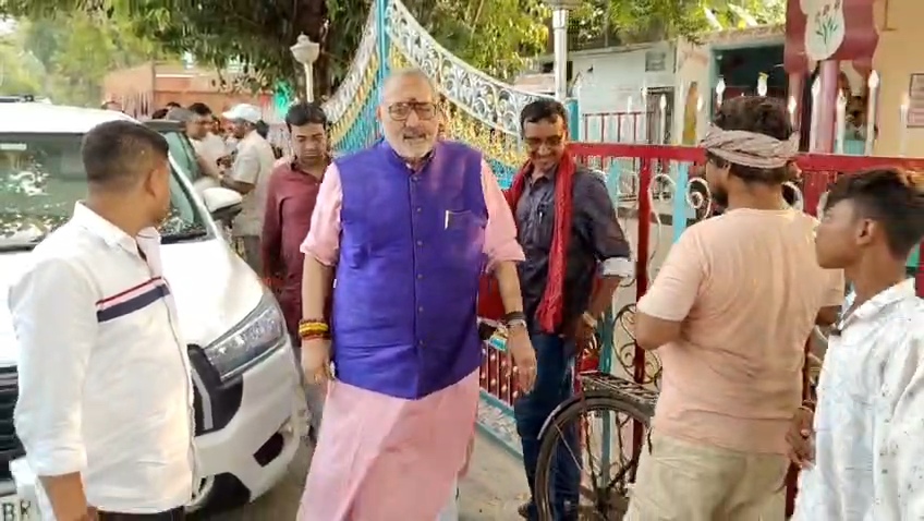 गिरिराज सिंह का पलटवार: ‘खड़गे गांधी परिवार के दास, राहुल सत्याग्रही नहीं सत्यानाशी हैं’ 2