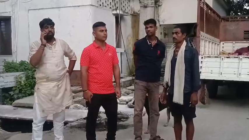 बेगूसराय में भीषण सड़क हादसा: बेकाबू थार ने बाइक को रौंदा, महिला और पिता-पुत्र समेत 3 की दर्दनाक मौत 5