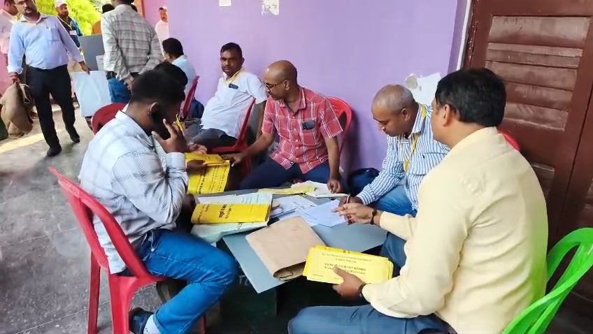 नालंदा में शिक्षक-स्नातक निर्वाचन क्षेत्र के लिए कल मतदान, 34,608 मतदाता करेंगे वोट 1
