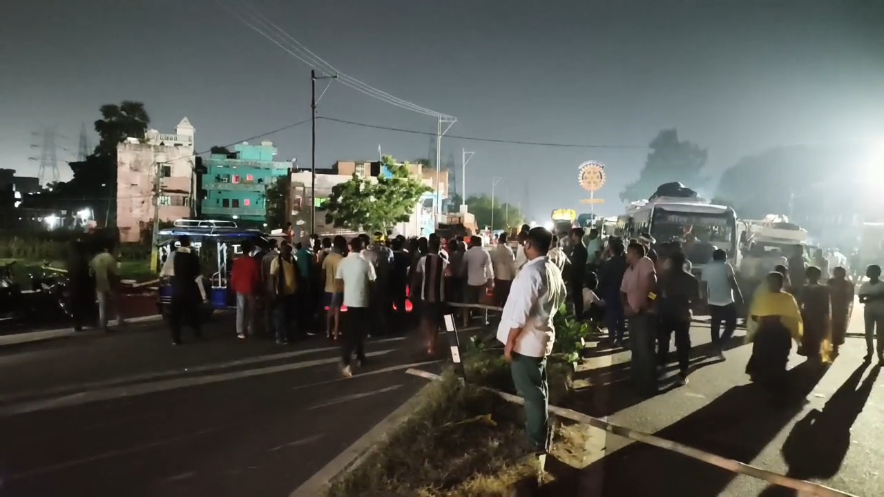 नालंदा में सनबीम स्कूल का आठवीं का छात्र रहस्यमयी ढंग से लापता, हत्या की आशंका पर सड़क जाम,परिजनों ने स्कूल प्रबंधन पर लगाए गंभीर आरोप 3