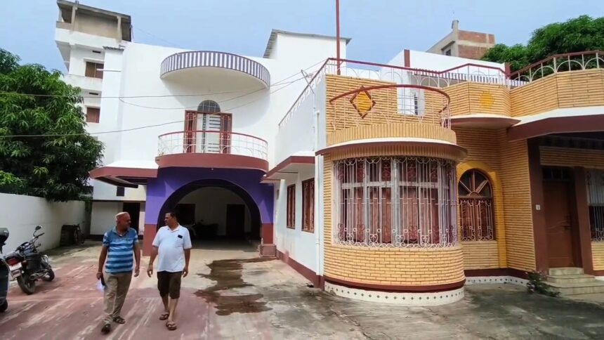नालंदा: समाजसेवी अरविंद सिन्हा के बड़ी पहाड़ी स्थित कौशल्या निवास में लगभग 36 लाख की हुई चोरी,बंद घर को अज्ञात चोरों ने बनाया निशाना 1