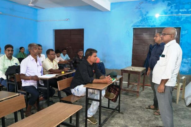 भगवानपुर: कक्षा 4 व 5 के शिक्षकों का हुआ अकादमिक संवर्धन, बेहतर शिक्षण के दिए गए टिप्स 7