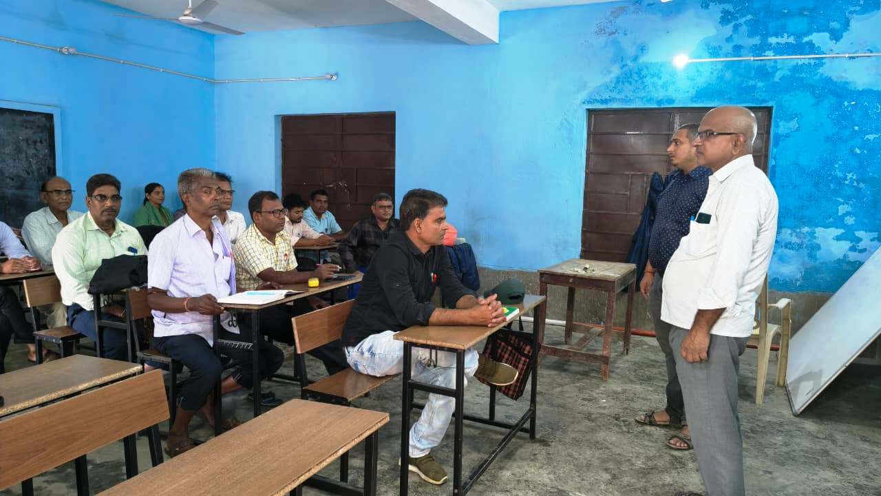 भगवानपुर: कक्षा 4 व 5 के शिक्षकों का हुआ अकादमिक संवर्धन, बेहतर शिक्षण के दिए गए टिप्स 2