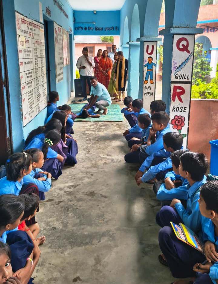दशहरा व छठ मेला में भगदड़ से बचाव को लेकर स्कूलों में जागरूकता: बच्चों को सिखाए गए भीड़ नियंत्रण और सुरक्षा के उपाय 2