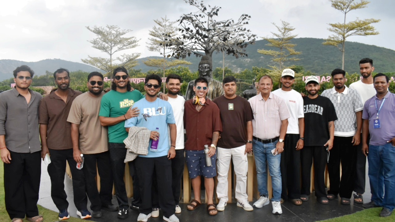 भारतीय क्रिकेटर रिंकू सिंह समेत अन्य खिलाड़ियों ने किया राजगीर जू सफारी और नेचर सफारी का भ्रमण,जू सफारी में वन्यजीवों और नेचर सफारी में प्राकृतिक सुंदरता का लिया आनंद 2