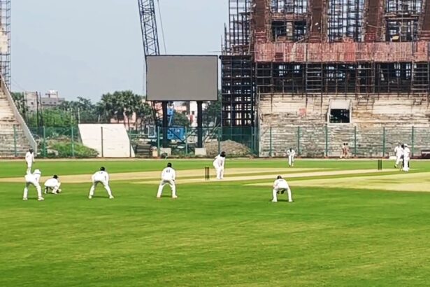 राजगीर में क्रिकेट का नया इतिहास, 1121 करोड़ के स्टेडियम में रणजी ट्रॉफी का आगाज, राजगीर में बिहार उत्तरप्रदेश के बीच रणजी मुकाबला शुरु, टॉस जीतकर बिहार ने चुना गेंदबाजी 5