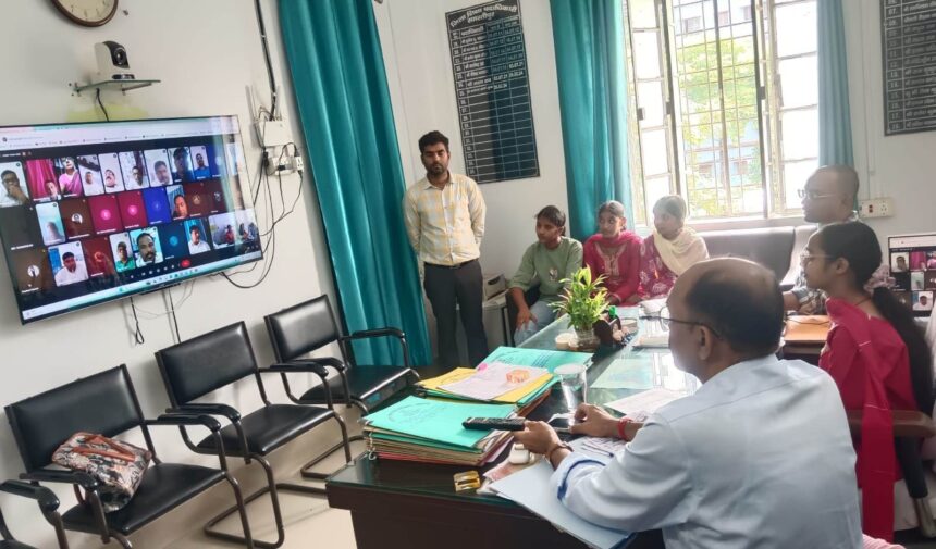 समस्तीपुर: अंतरराष्ट्रीय बालिका दिवस पर ‘शेप हर फोरकास्ट’ थीम के तहत बालिकाओं ने संभाली अधिकारियों की कुर्सी 1