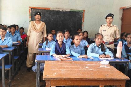 भगवानपुर: छात्राओं को गुड टच-बैड टच और साइबर सुरक्षा के प्रति किया जागरूक 30