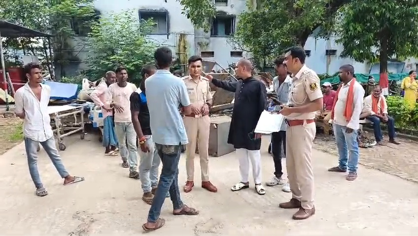 500 रुपये मजदूरी मांगने पर खौलती कड़ाही में झोंका, श्राद्धकर्म में रसगुल्ला बनाने गए मजदूर की दर्दनाक मौत 2